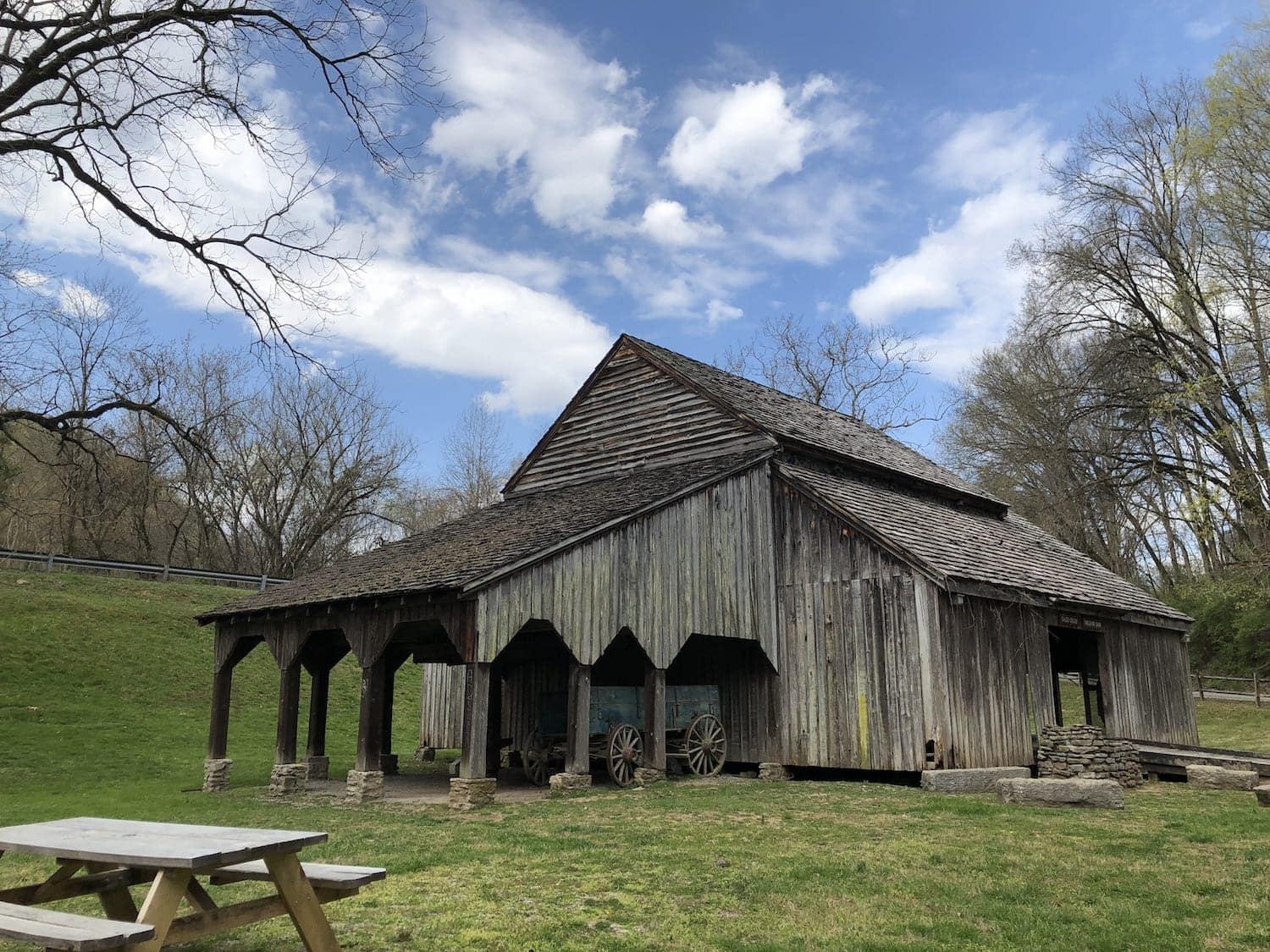 old barn at Norris Dam