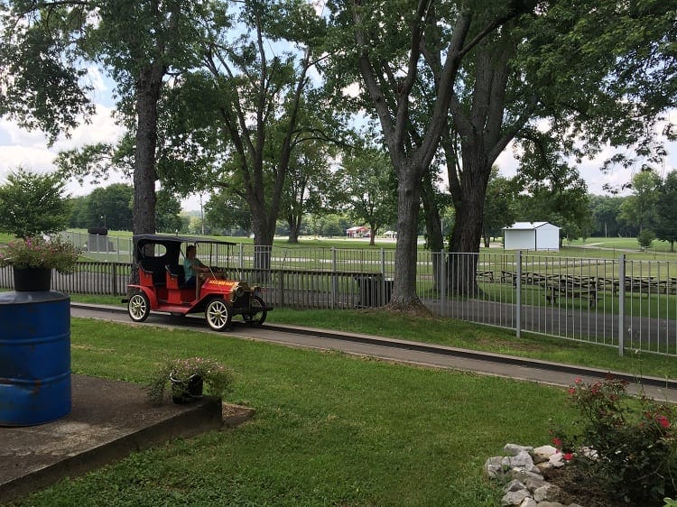 antique-cars-beechbend