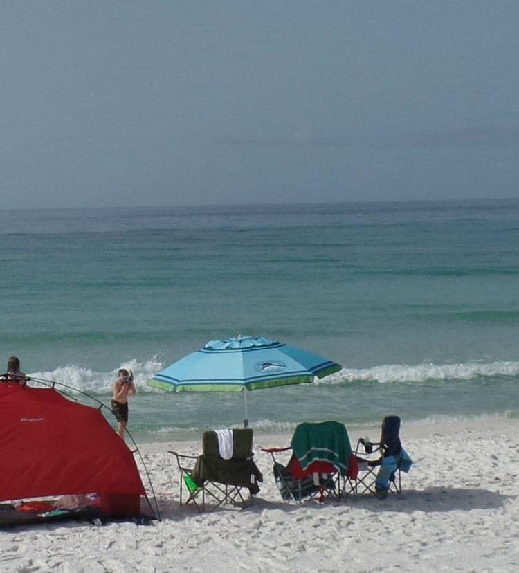 tommy-bahama-beach-umbrella