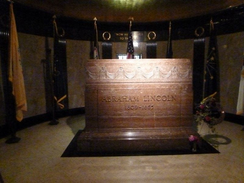 Lincoln Tomb - Springfield Missouri