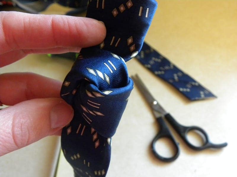 How to turn a tie into a bookmark