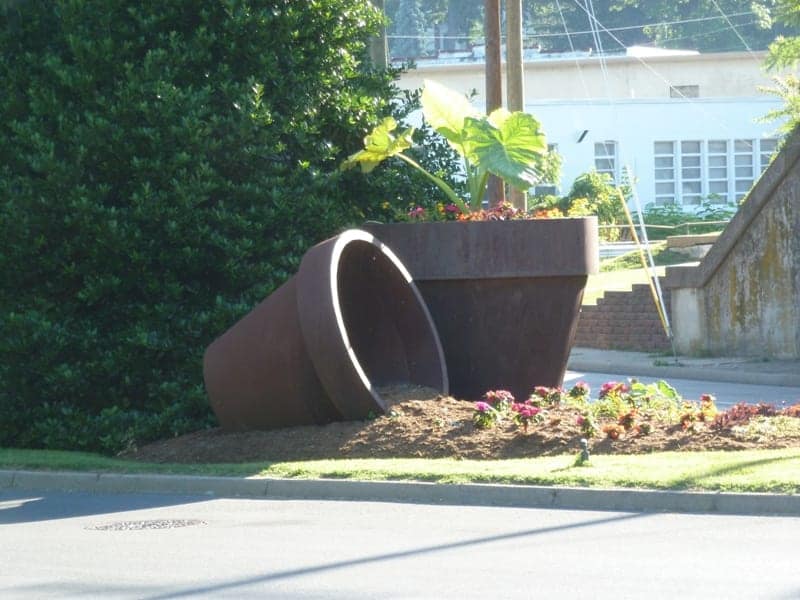 Flowerpot - Staunton, VA - Roadside Attractions